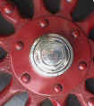red-hub.JPG (27703 bytes)