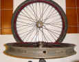 wheels.jpg (41057 bytes)